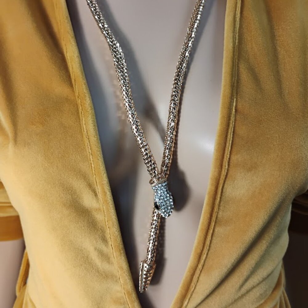 Magnetic Gold Lariat Necklace Rhinestone Clasp Snake Chain Statement